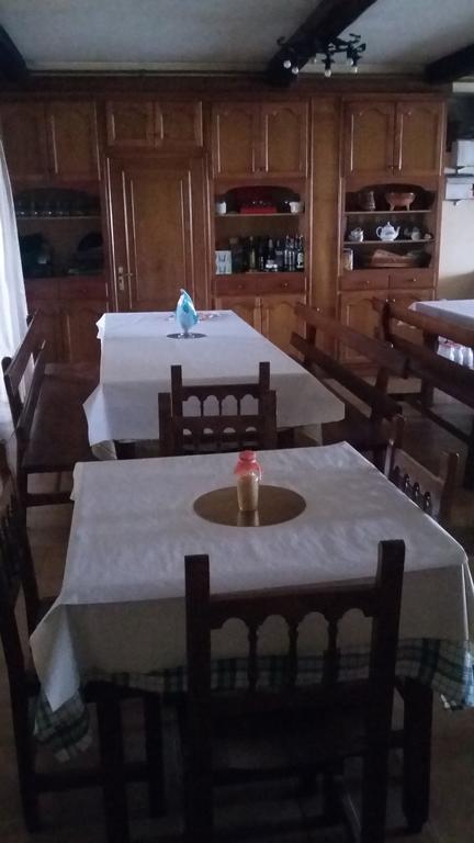 Padornelo Hostal Santa Maria Do Poio מראה חיצוני תמונה
