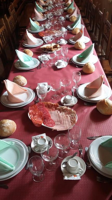 Padornelo Hostal Santa Maria Do Poio מראה חיצוני תמונה